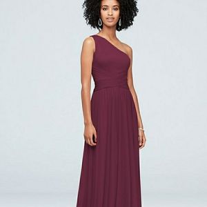 ONE-SHOULDER MESH BRIDESMAID DRESS WITH FULL SKIRT